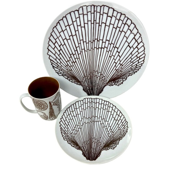 Fritz and Floyd | Brown Clam Shell Design | 4pc Dinnerware Set of 2 | Vintage - Picture 4 of 9